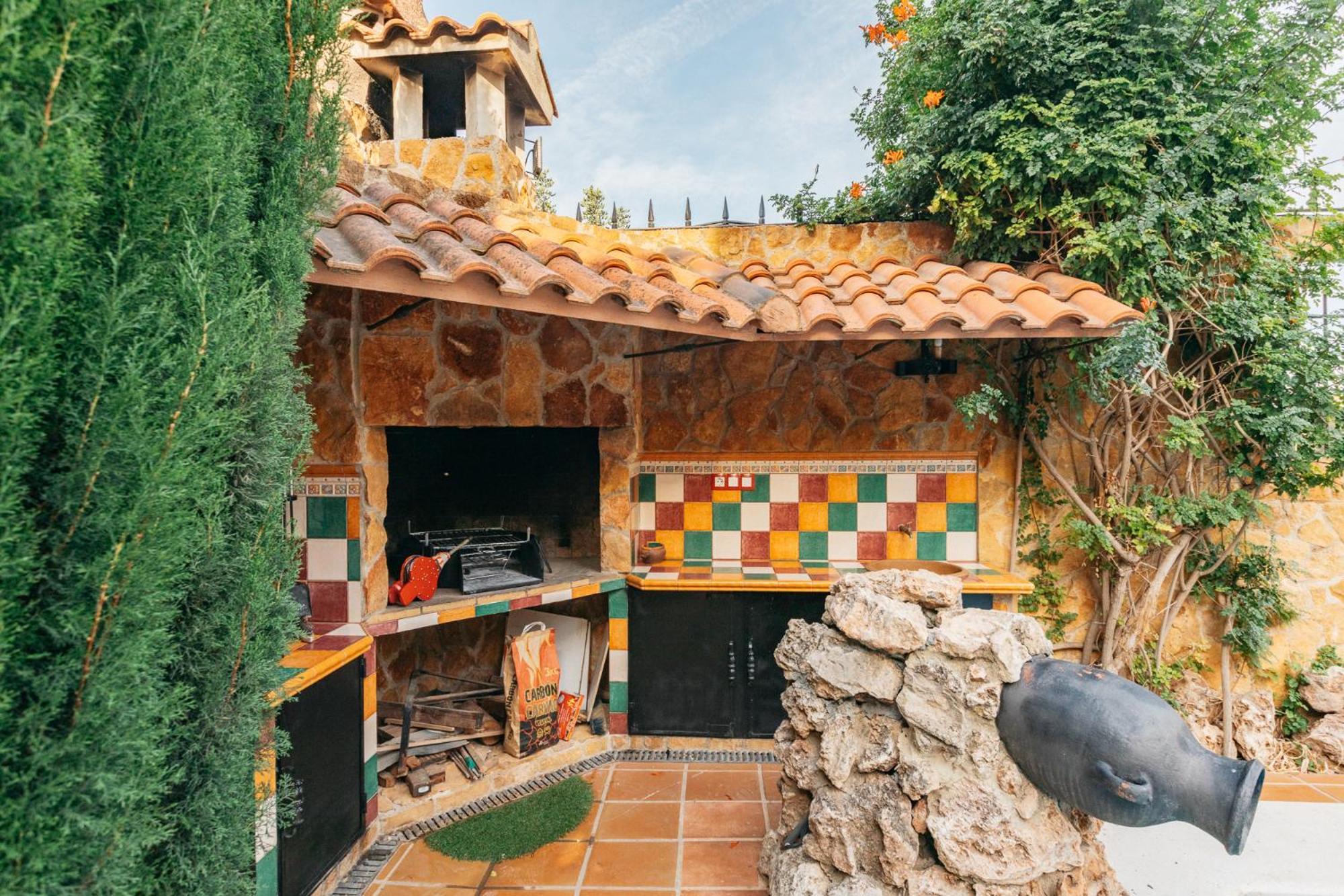 Chalet, Villa Rodeada De Naturaleza Piscina A Doce Klm De Valencia Y 7 Del Aeropuerto Kültér fotó