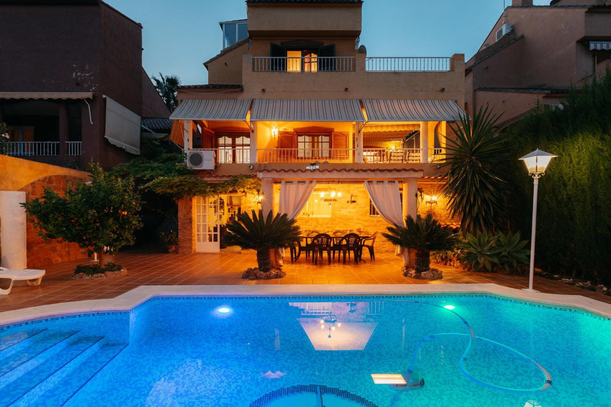 Chalet, Villa Rodeada De Naturaleza Piscina A Doce Klm De Valencia Y 7 Del Aeropuerto Kültér fotó